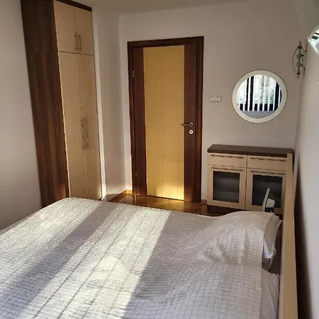 Optimum 2 - One Bedroom Lägenhet Zenica